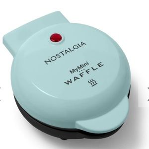 NWT Nostalgia ‘My Mini’ Waffle Maker